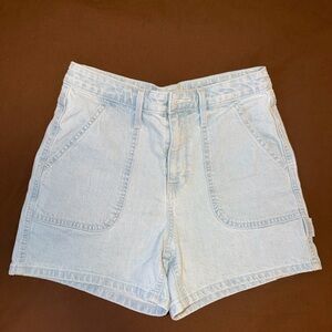 Universal Thread Light Wash Jean Shorts